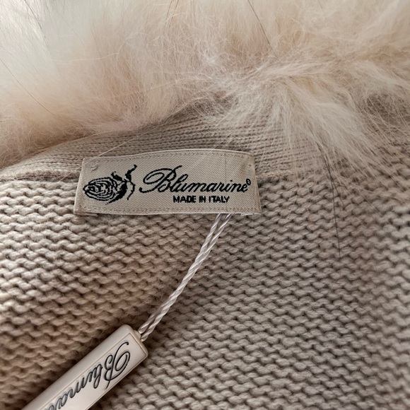 🦋 Vintage 1997 Blumarine Wool Cashmere Fox Fur Collar Cardigan Sweater IT 38 - Picture 10 of 17